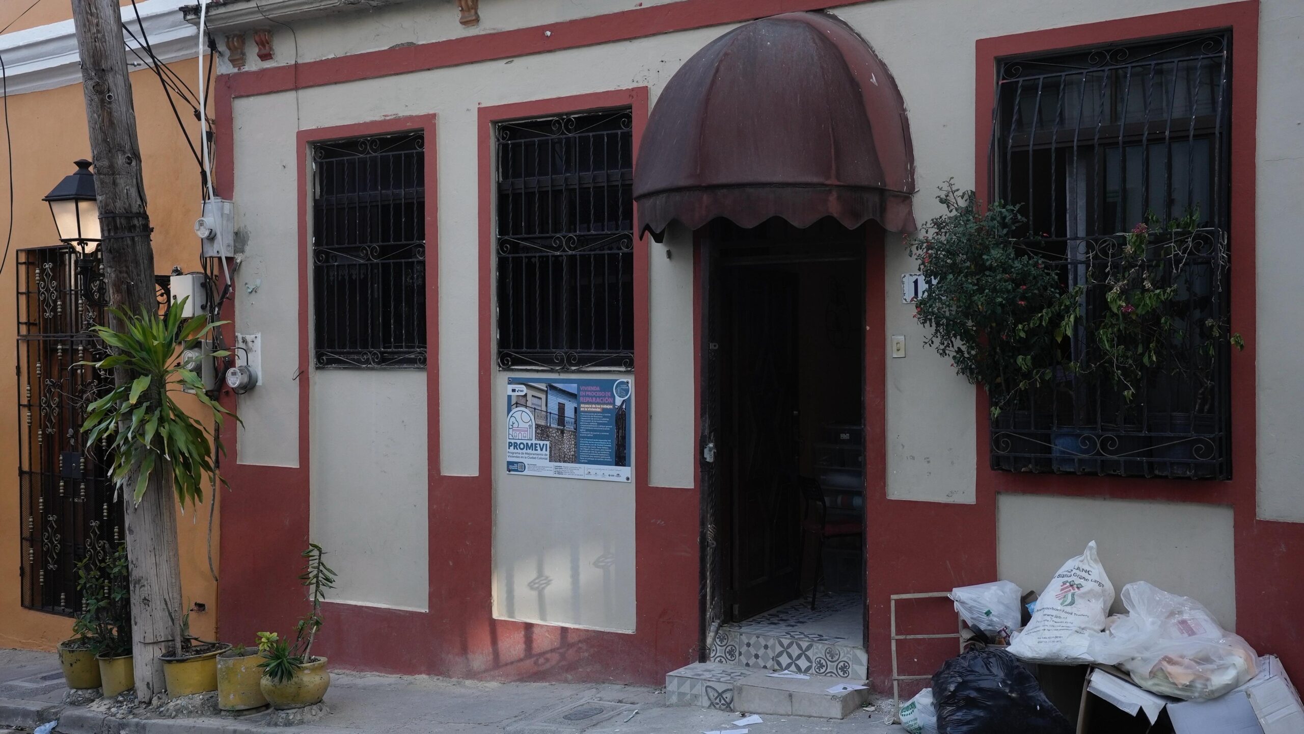 Citizens value housing improvement program in the Colonial Zone implemented by Tourism | De Último Minuto English