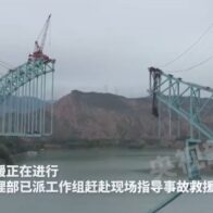 At least 12 dead after bridge collapse in China | De Último Minuto English