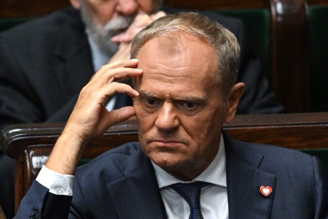 Tusk calls for European unity against Russia and links the 1920 war to the conflict in Ukraine | De Último Minuto English