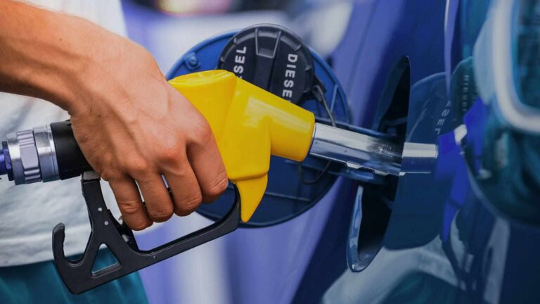 Gasoline, diesel, and LPG will maintain their prices during the coming week. | De Último Minuto English