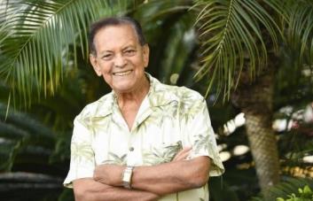 Theater master Franklin Domínguez hospitalized | De Último Minuto English