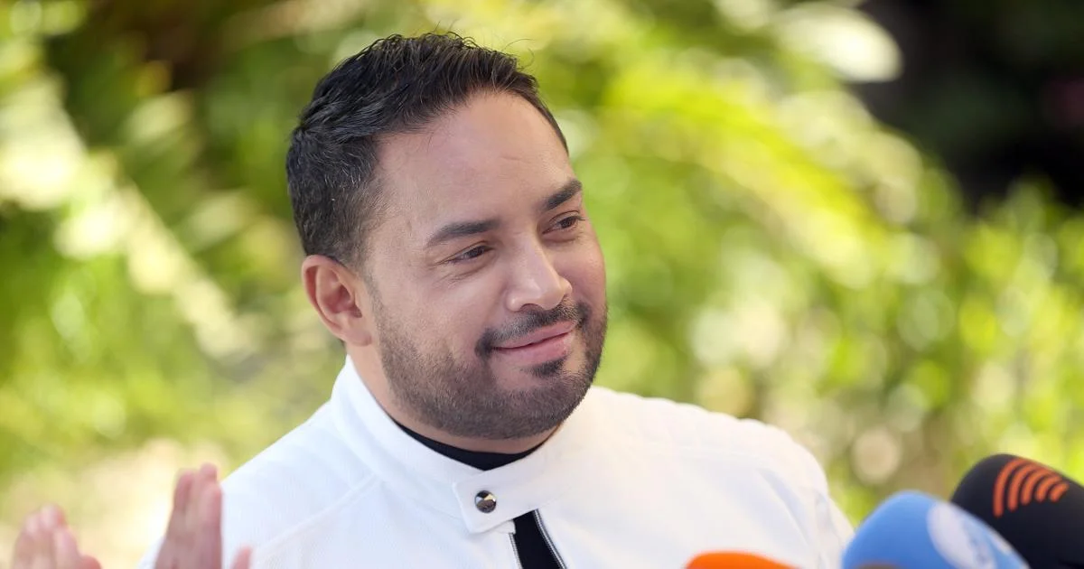 Manny Manuel reportedly suffered a relapse and is unable to perform at "Merengue Legends" in Puerto Rico | De Último Minuto English
