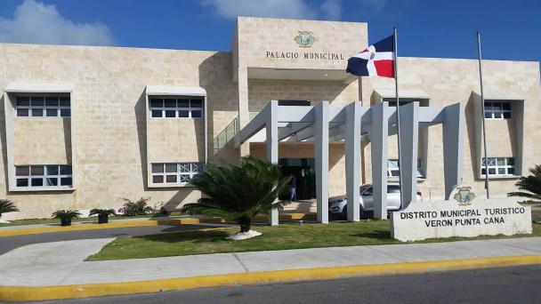 Verón–Punta Cana City Council says truck involved in accident does not belong to the municipal fleet | De Último Minuto English