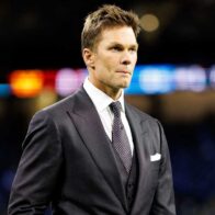 Brady claims his statue isn't about a player, but about the greatness of the Patriots | De Último Minuto English