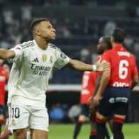Mbappé saves Real Madrid's debut with a penalty goal against Osasuna | De Último Minuto English