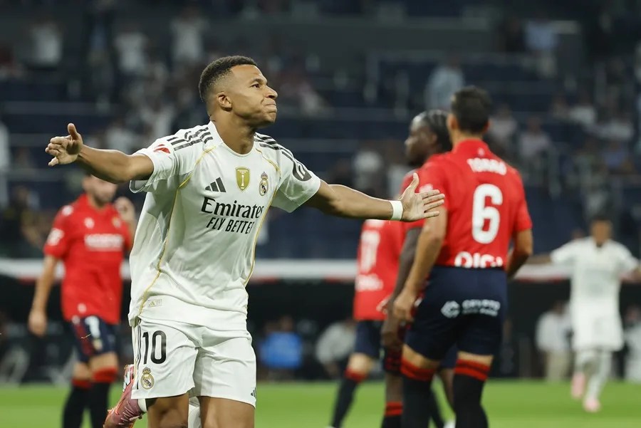 Mbappé saves Real Madrid's debut with a penalty goal against Osasuna | De Último Minuto English