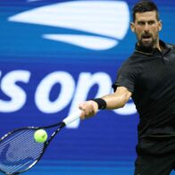 Djokovic defeats Tien in his US Open debut and sets sights on Connors' historic record | De Último Minuto English