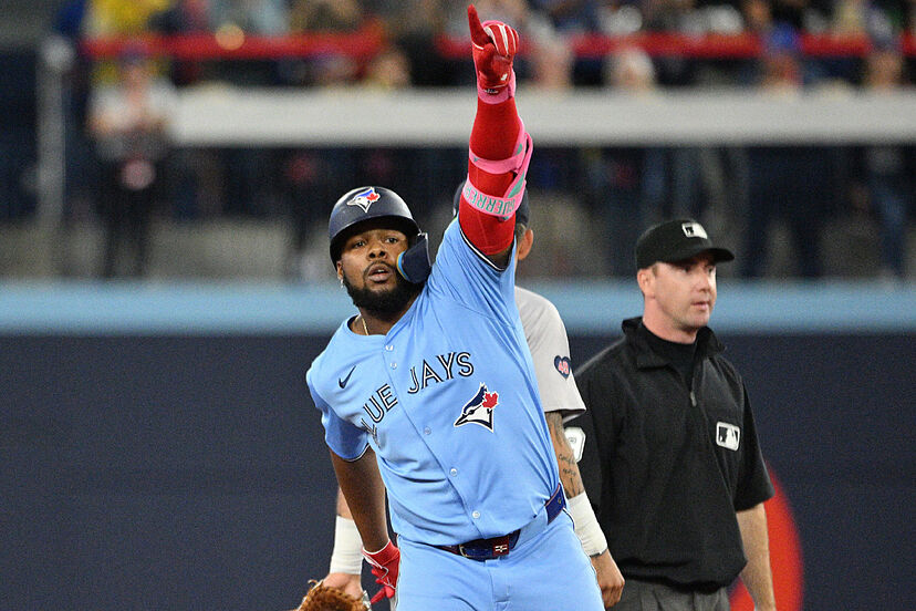 Vladimir Guerrero Jr. leads the comeback as Blue Jays win with a golden victory over Astros | De Último Minuto English