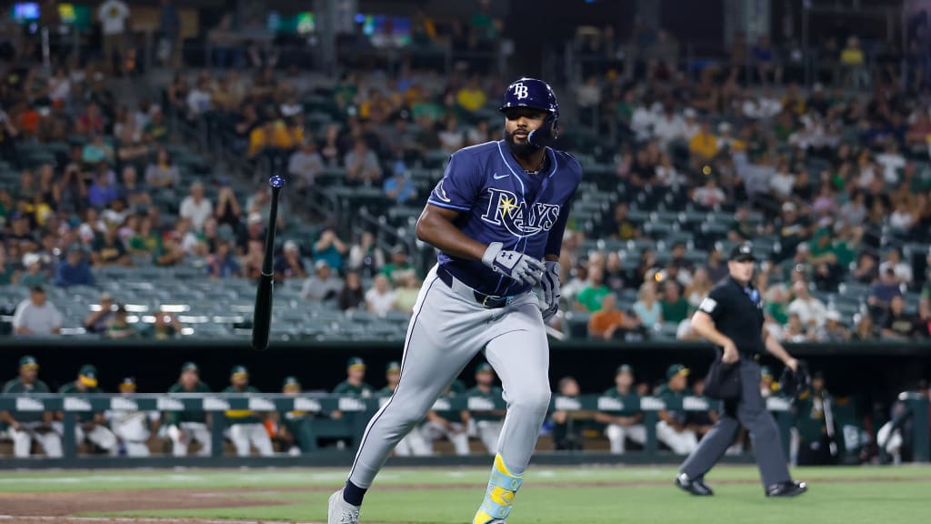 Junior Caminero leaves with mid-back discomfort and is day-to-day with the Rays | De Último Minuto English
