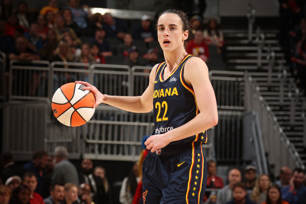 Caitlin Clark misses the rest of the 2025 season due to injury | De Último Minuto English