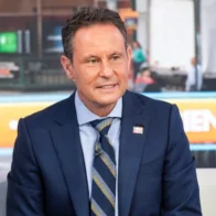 Fox News host apologizes after saying homeless people should be killed | De Último Minuto English