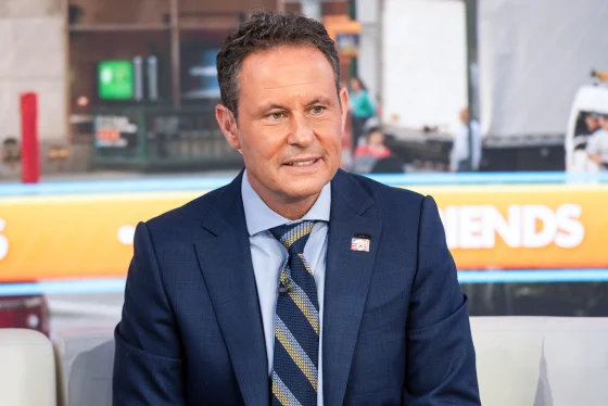 Fox News host apologizes after saying homeless people should be killed | De Último Minuto English