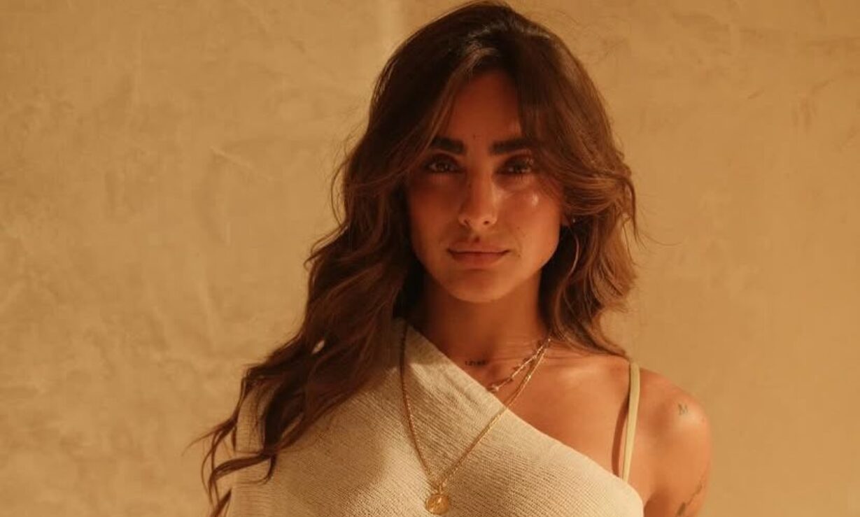 Isabella Ladera responds to intimate video leak, will take legal action and holds Beéle responsible | De Último Minuto English