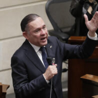 Former Colombian Senate President announces he will run for President in 2026 | De Último Minuto English