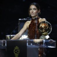 Aitana Bonmatí makes history with her third consecutive Ballon d'Or | De Último Minuto English