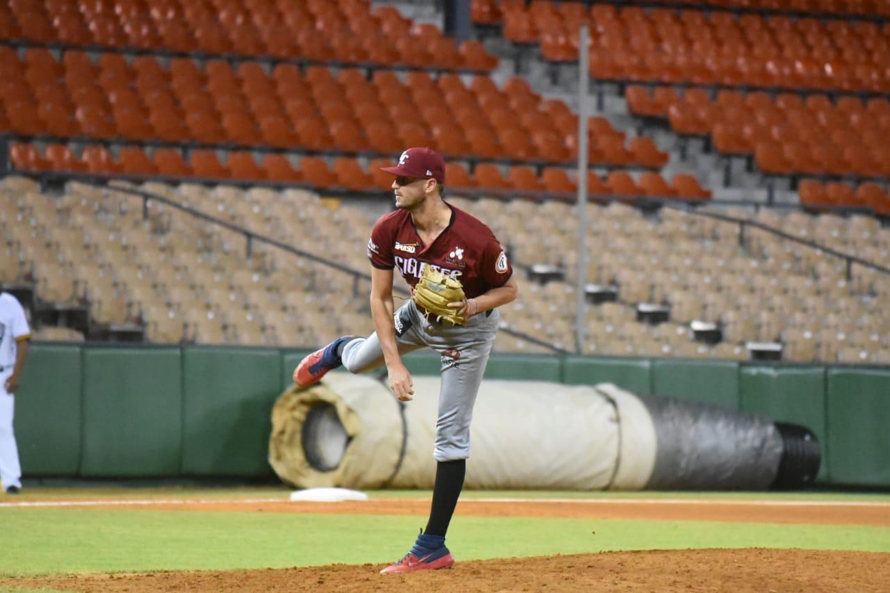 Chris Ellis returns to the Gigantes del Cibao as a reinforcement for the 2025-2026 LIDOM season | De Último Minuto English