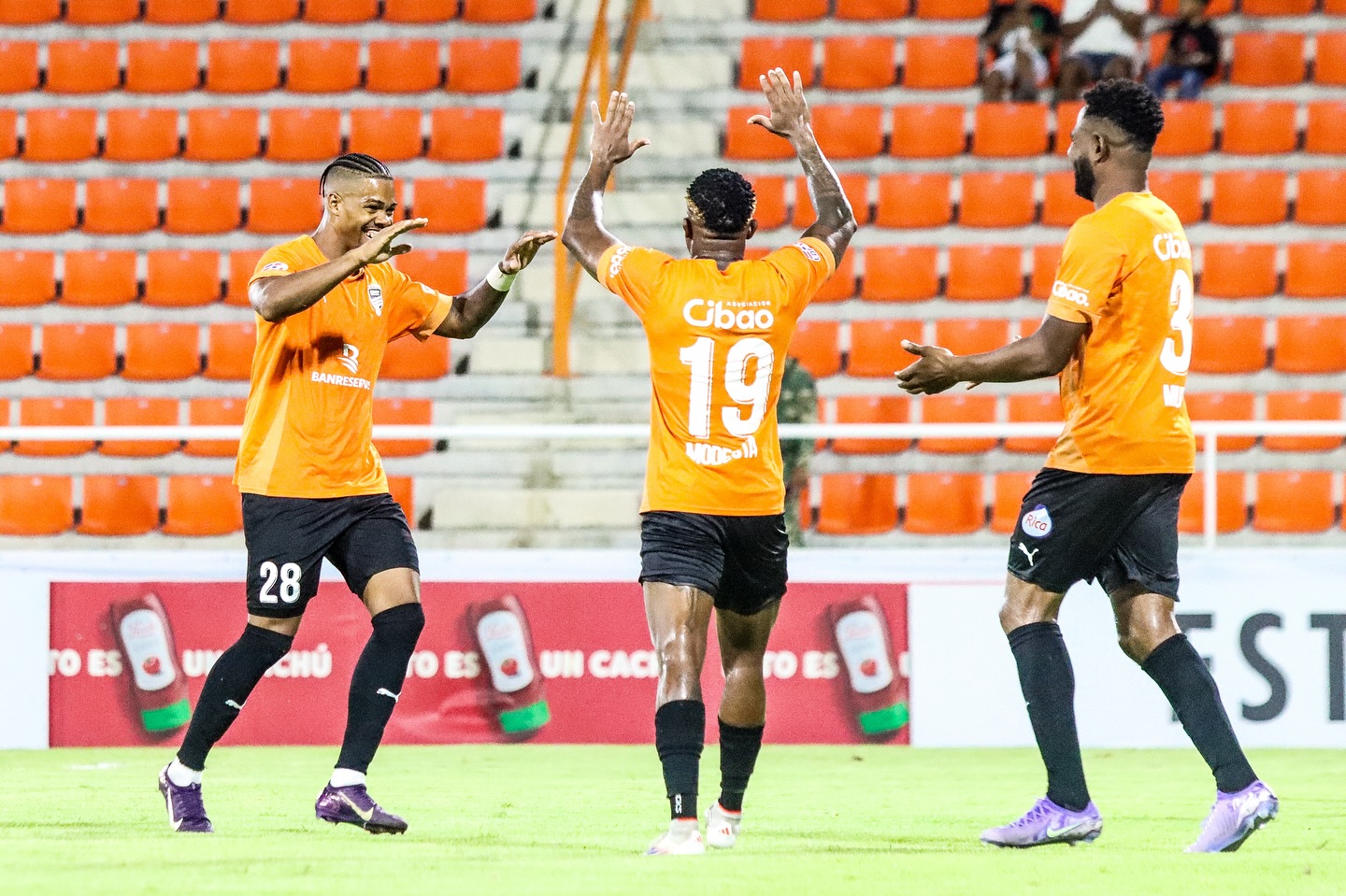 Cibao FC dominates Jarabacoa with a 2-0 victory | De Último Minuto English