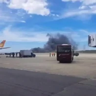 At least two injured after an aircraft crashes at Venezuela's main airport | De Último Minuto English