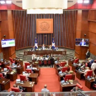 Senate to address projects on drugs, gambling, and Labor Code this Monday | De Último Minuto English