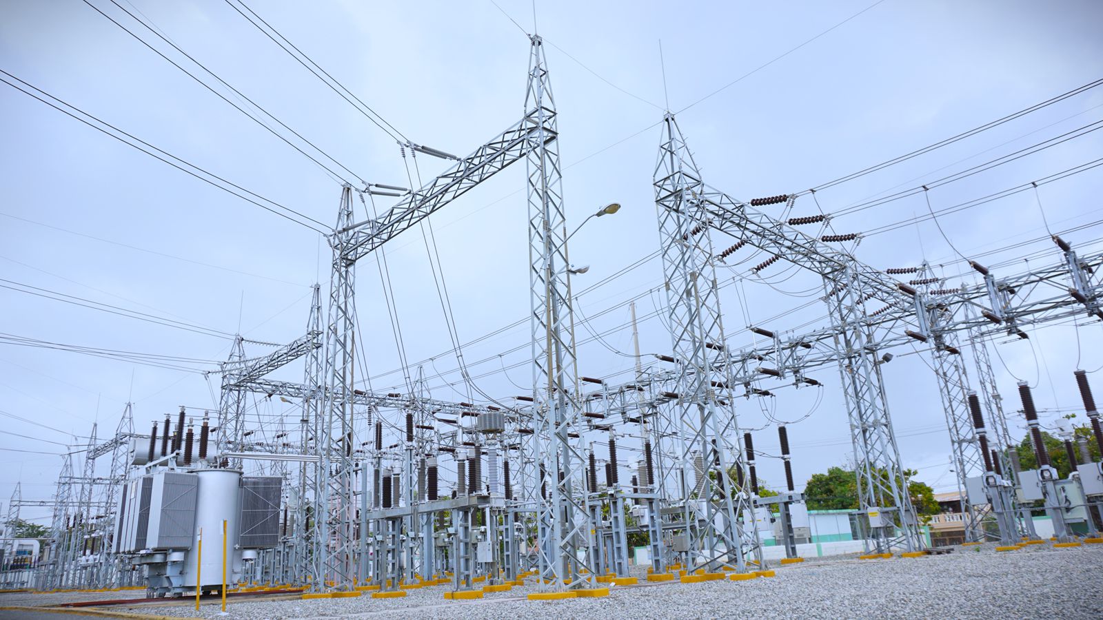 Edeeste will reinforce the electricity supply in Jacobo Majluta with the commissioning of a new circuit | De Último Minuto English