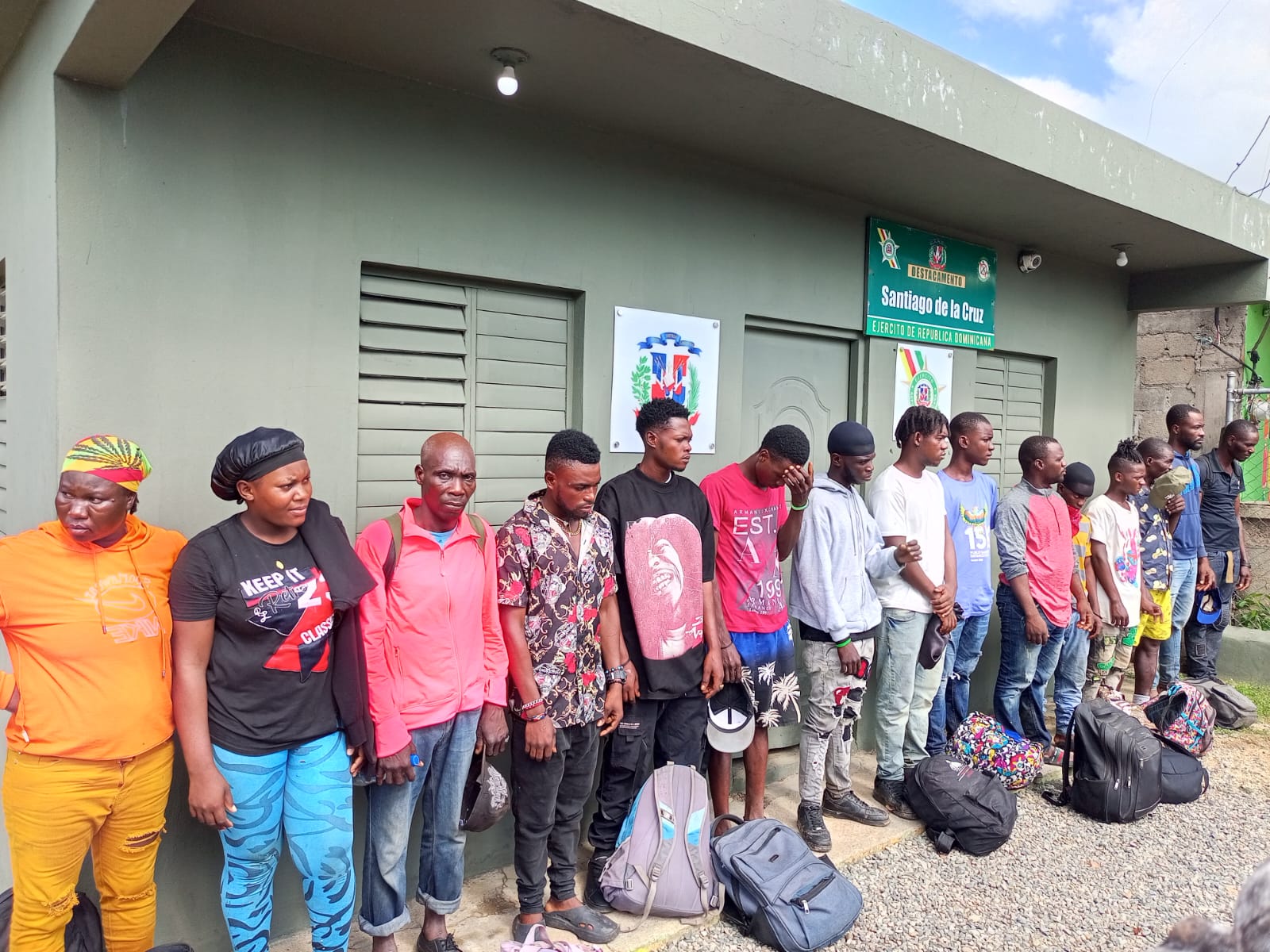 Army detains 36 Haitians in different interdiction operations on the Northwest Line | De Último Minuto English