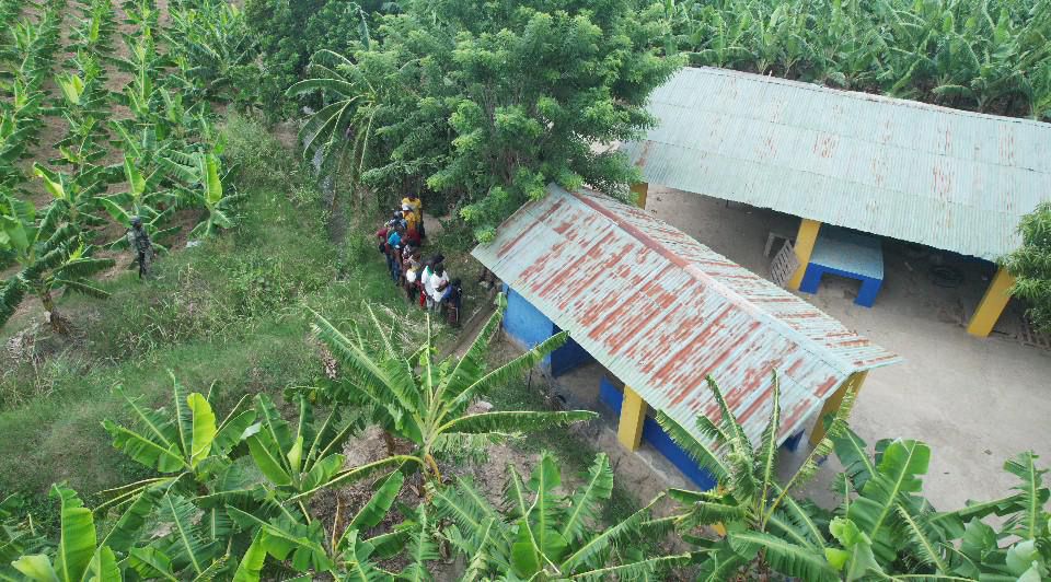13 undocumented Haitians hidden in Mao plantations are detained | De Último Minuto English