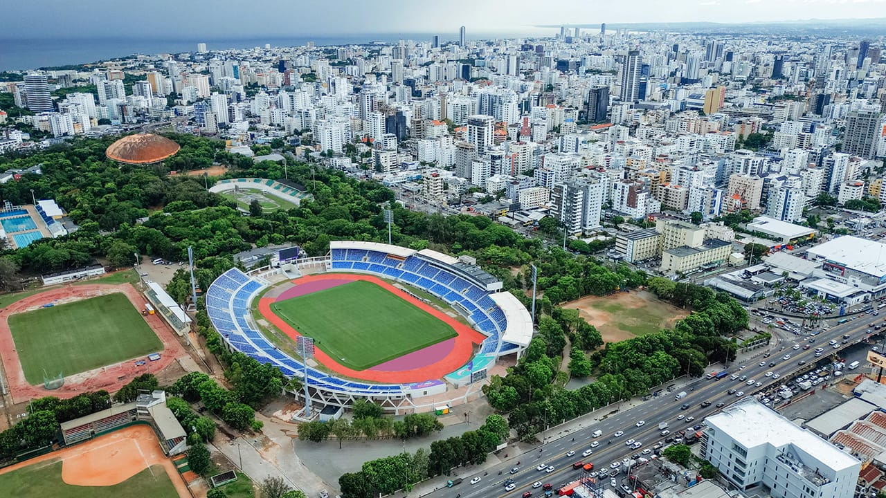 Ministry of Sports reports: "Félix Sánchez" Olympic Stadium is closed for activities involving the use of the field or track | De Último Minuto English