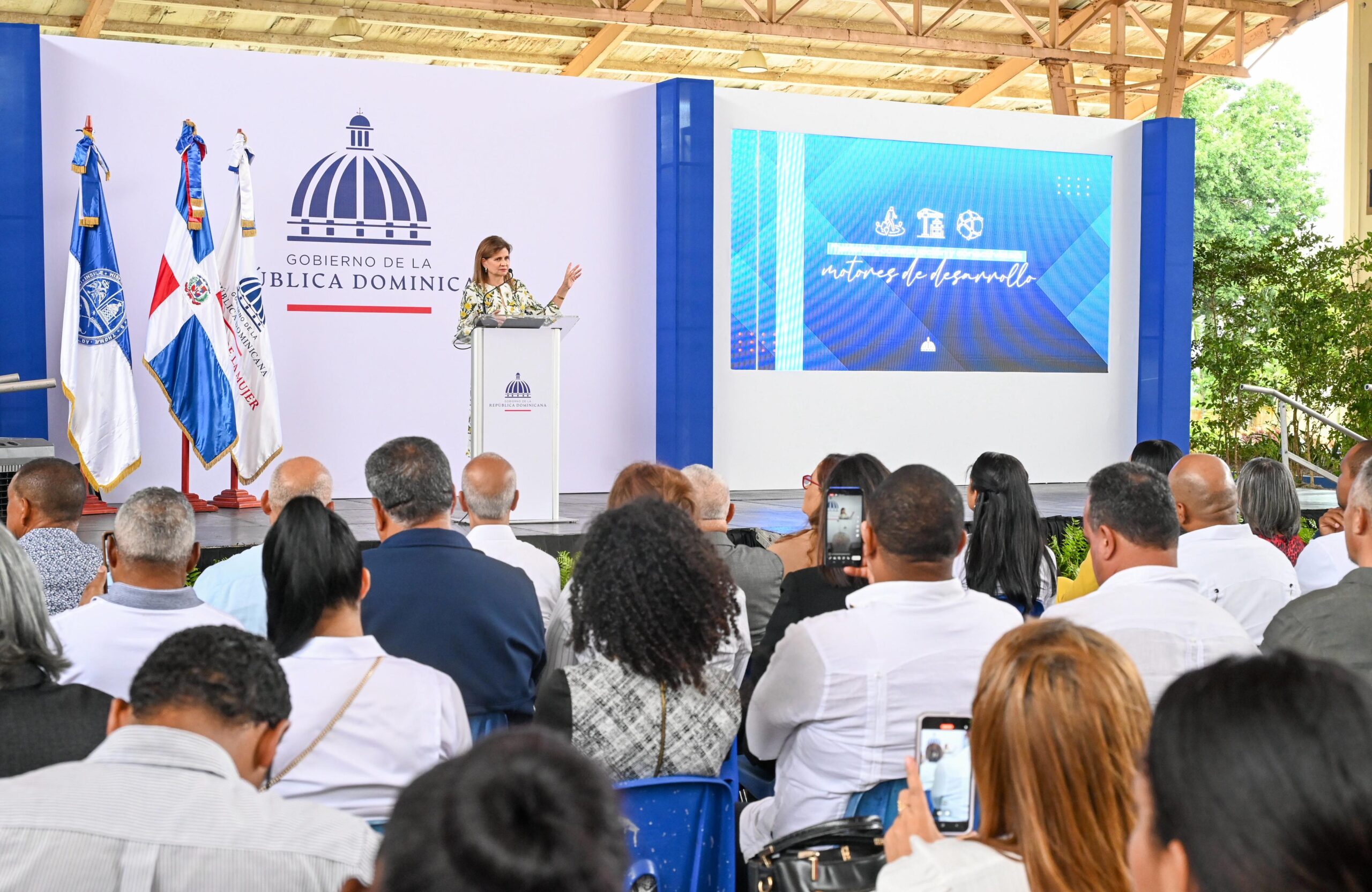 Vice President Raquel Peña gives a conference in La Altagracia | De Último Minuto English