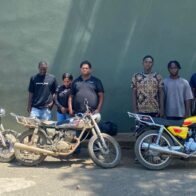 Army stops three Dominicans transporting seven undocumented immigrants on motorcycles in Valverde | De Último Minuto English