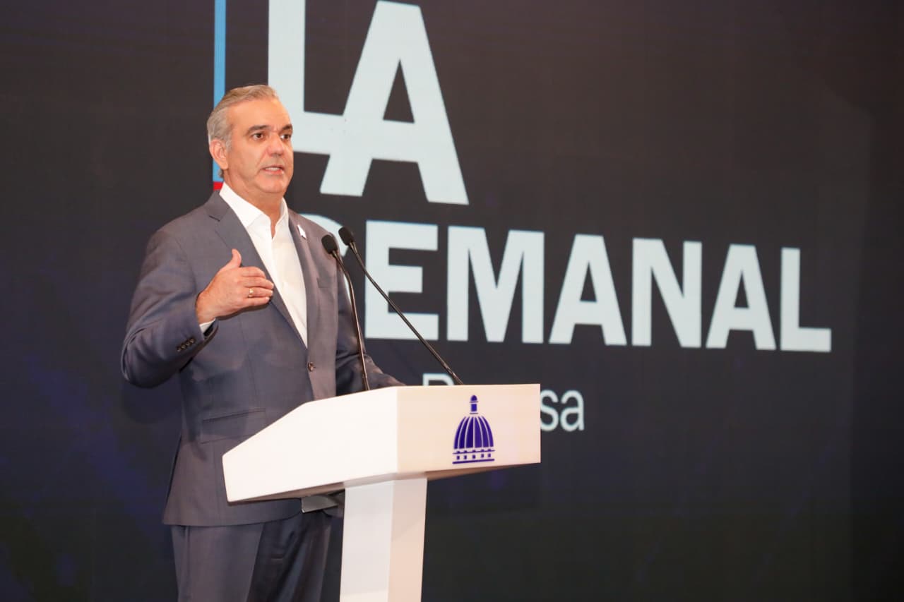 Abinader reports DNCD has seized more than 226 thousand kilos of drugs and arrested more than 182 thousand people in the last five years | De Último Minuto English