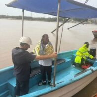 Barge crew saves fisherman from drowning at Los Negros beach | De Último Minuto English