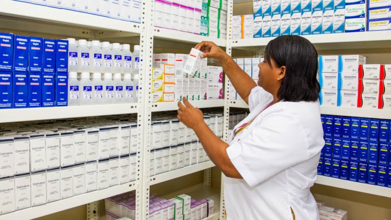 Government claims to have tripled the number of high-cost medication patients from 2,500 to 7,400 since 2020 | De Último Minuto English