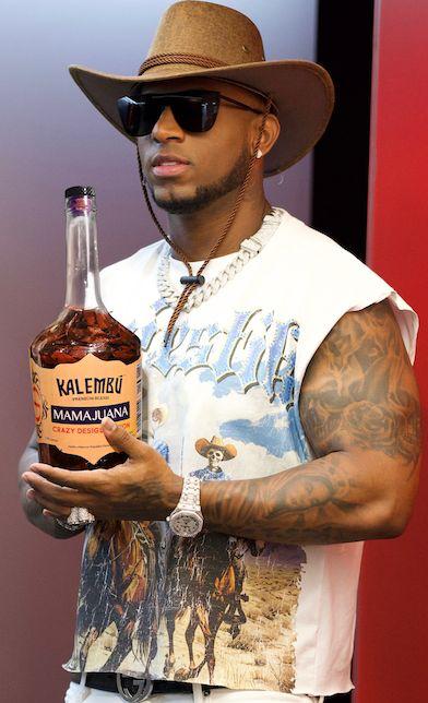 From Alofoke's House to Dufry Dominicana! Crazy Design puts the Mamajuana Kalembú on sale | De Último Minuto English