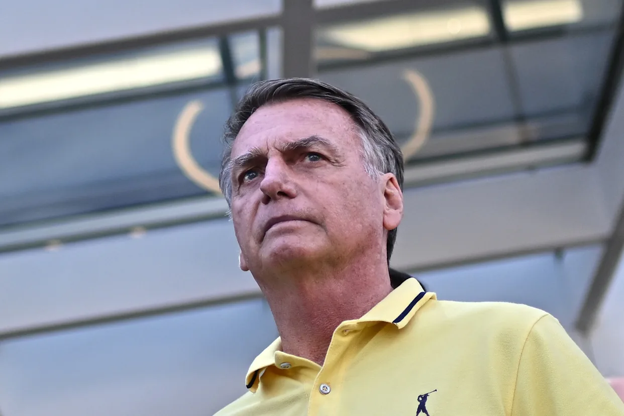 The Supreme Court begins to discuss Bolsonaro's sentence in the coup trial | De Último Minuto English