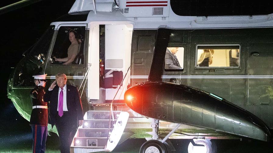 US attacks second vessel with three alleged Venezuelan drug traffickers | De Último Minuto English