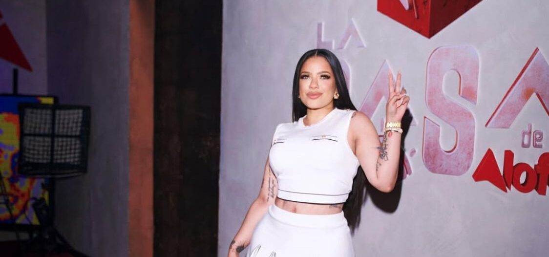 La Insuperable causes a stir with her visit to La Casa de Alofoke | De Último Minuto English