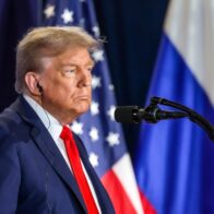 Trump will impose 100% tariffs on imported medicines | De Último Minuto English