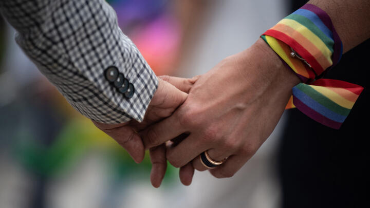 Hong Kong rejects proposal that would have given limited recognition to homosexual unions | De Último Minuto English