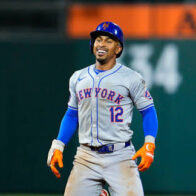 Mets wake up with early offense and pummel Padres in series opener | De Último Minuto English