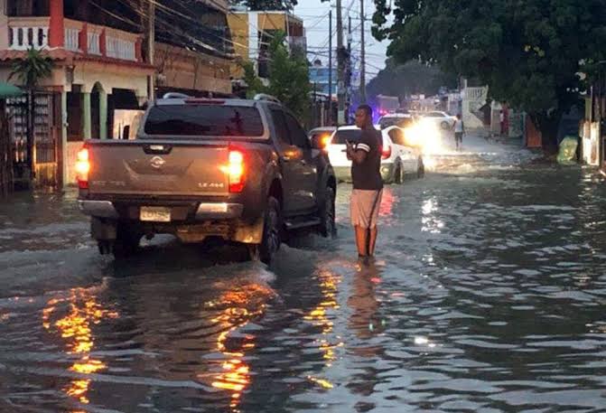 Health recommends preventive measures to avoid illnesses during the rains | De Último Minuto English