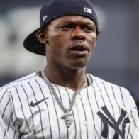 Jazz Chisholm Jr. leaves Yankees game after getting hit by a pitch on the arm | De Último Minuto English