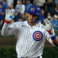Suzuki ignites Wrigley, and Cubs take the lead in the Wild Card Series against Padres | De Último Minuto English
