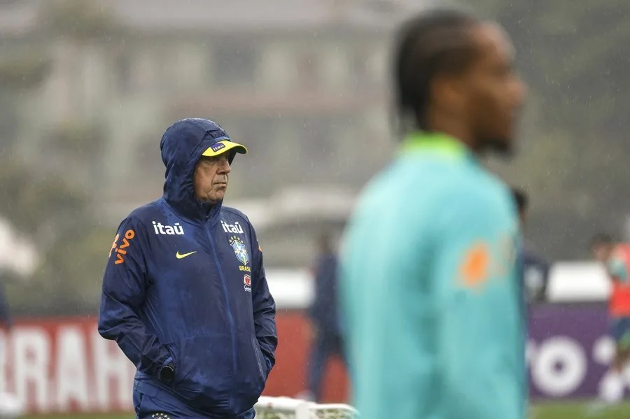 Ancelotti begins to coach the Brazilian national team that will face Chile and Bolivia | De Último Minuto English