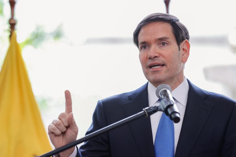 Cuban officialist journalism calls Rubio a "liar, spawn, and arrogant" | De Último Minuto English