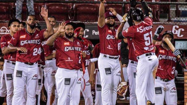 Gigantes del Cibao sign agreement for the digital sale of tickets for the 2025 season | De Último Minuto English
