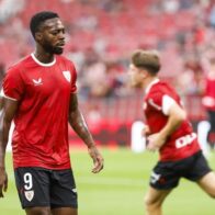 An Espanyol fan accepts a year in prison and two without going to football for racist insults to Iñaki Williams | De Último Minuto English