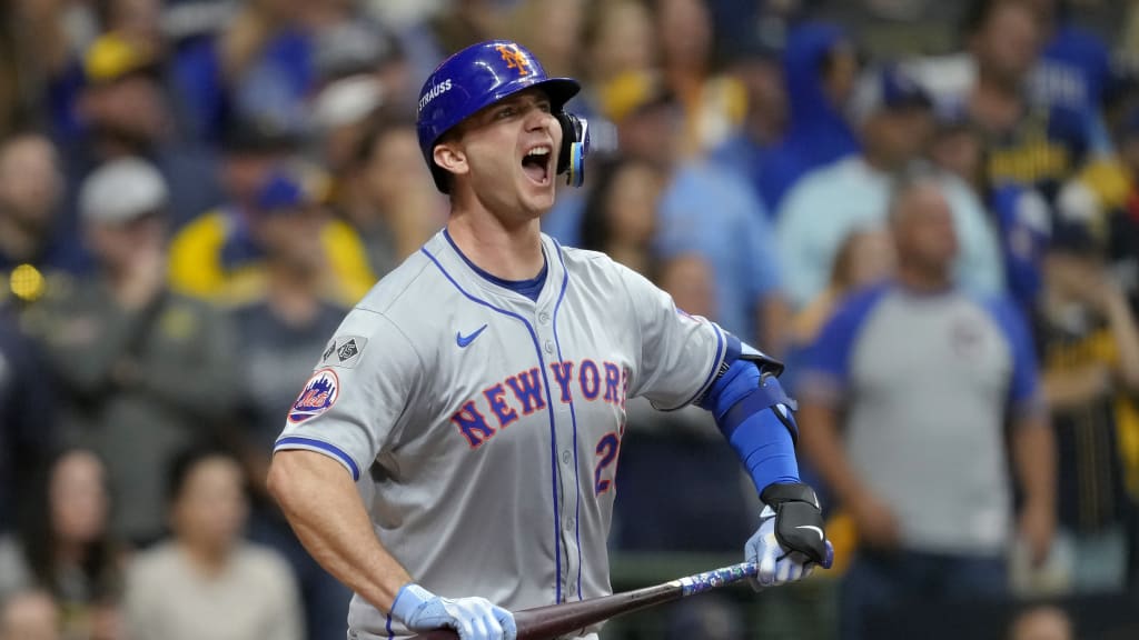 Alonso leaves Rangers stranded and Mets stop losing streak with extra-innings win | De Último Minuto English