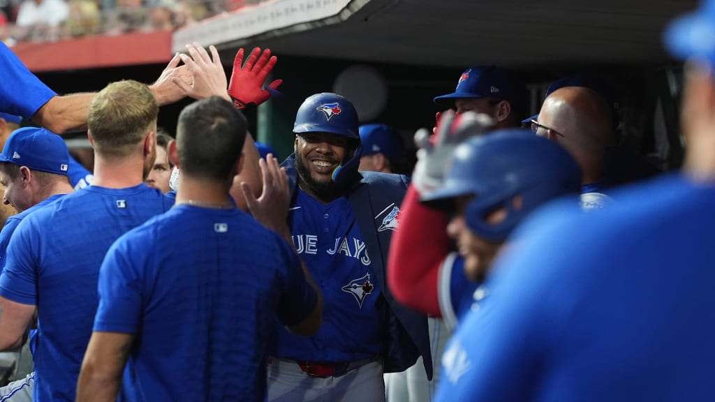 Rays rally with 5 home runs and 18 hits to win the series against the Reds | De Último Minuto English