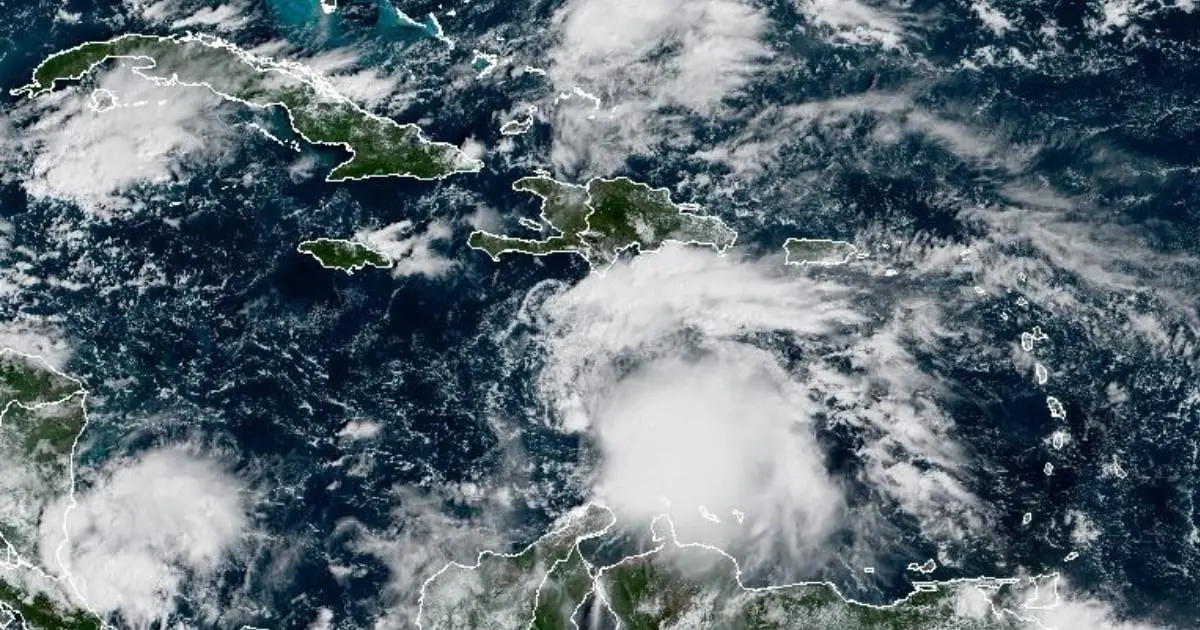 Suspension of classes and work maintained in provinces under red alert due to storm Melissa | De Último Minuto English