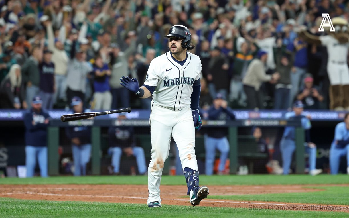 Eugenio Suárez's grand slam puts the Mariners one win away from their first World Series | De Último Minuto English